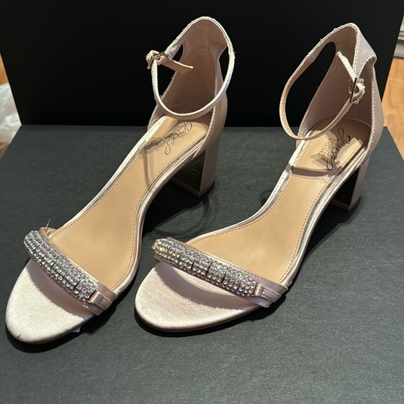 Badgley Mischka JEWEL Ramsay Sandals Ankle Strap Block Heels Champagne Blush NEW - Picture 6 of 15